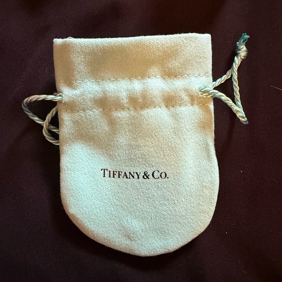 Tiffany & Co. Knot Pendant Necklace - Not in stores/online - Picture 9 of 16